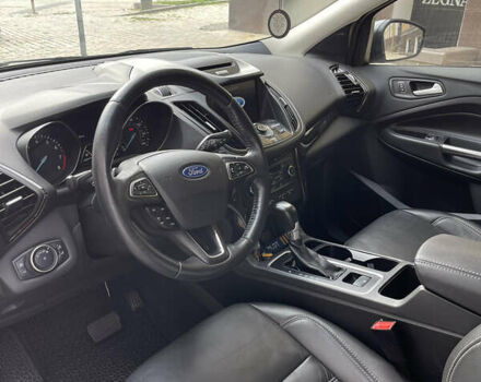 Серый Форд Эскейп, объемом двигателя 2 л и пробегом 86 тыс. км за 16500 $, фото 17 на Automoto.ua