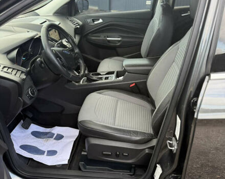 Серый Форд Эскейп, объемом двигателя 1.5 л и пробегом 179 тыс. км за 11300 $, фото 29 на Automoto.ua