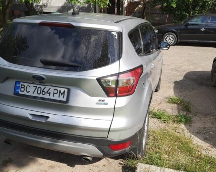 Сірий Форд Ескейп, об'ємом двигуна 2 л та пробігом 186 тис. км за 14500 $, фото 1 на Automoto.ua