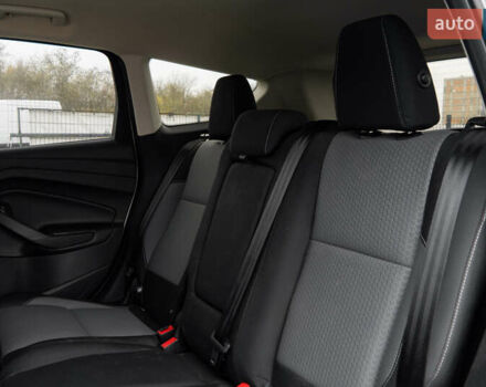 Серый Форд Эскейп, объемом двигателя 2 л и пробегом 33 тыс. км за 15000 $, фото 17 на Automoto.ua