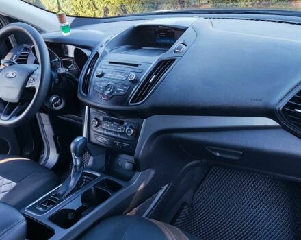 Серый Форд Эскейп, объемом двигателя 1.5 л и пробегом 81 тыс. км за 12200 $, фото 12 на Automoto.ua