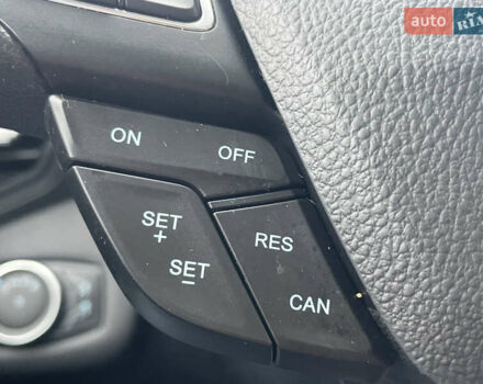 Серый Форд Эскейп, объемом двигателя 1.5 л и пробегом 235 тыс. км за 9550 $, фото 17 на Automoto.ua