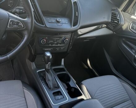 Серый Форд Эскейп, объемом двигателя 1.5 л и пробегом 135 тыс. км за 14200 $, фото 12 на Automoto.ua