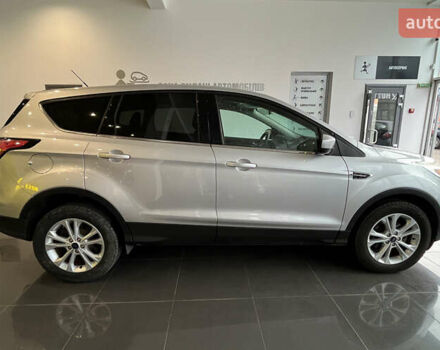 Серый Форд Эскейп, объемом двигателя 1.5 л и пробегом 130 тыс. км за 12650 $, фото 7 на Automoto.ua