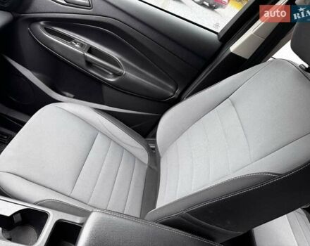 Серый Форд Эскейп, объемом двигателя 2.49 л и пробегом 139 тыс. км за 13500 $, фото 18 на Automoto.ua