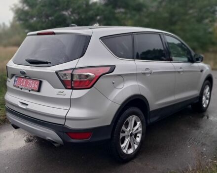 Серый Форд Эскейп, объемом двигателя 1.5 л и пробегом 130 тыс. км за 12500 $, фото 2 на Automoto.ua