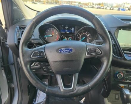 Сірий Форд Ескейп, об'ємом двигуна 2 л та пробігом 68 тис. км за 9000 $, фото 10 на Automoto.ua