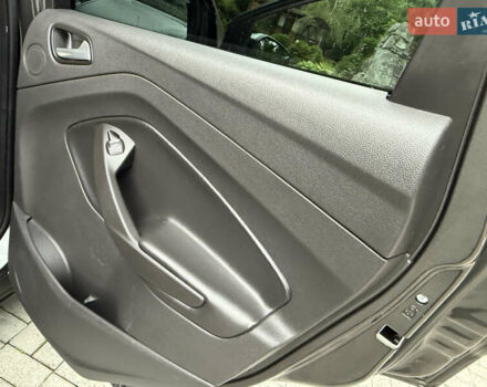 Серый Форд Эскейп, объемом двигателя 1.5 л и пробегом 176 тыс. км за 12850 $, фото 51 на Automoto.ua