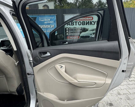 Сірий Форд Ескейп, об'ємом двигуна 1.5 л та пробігом 163 тис. км за 13000 $, фото 12 на Automoto.ua