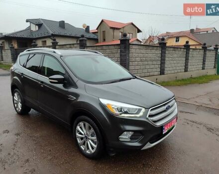 Сірий Форд Ескейп, об'ємом двигуна 2 л та пробігом 204 тис. км за 12200 $, фото 7 на Automoto.ua