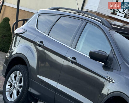 Серый Форд Эскейп, объемом двигателя 1.5 л и пробегом 176 тыс. км за 11999 $, фото 6 на Automoto.ua