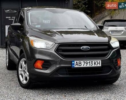 Серый Форд Эскейп, объемом двигателя 2.49 л и пробегом 139 тыс. км за 13500 $, фото 1 на Automoto.ua