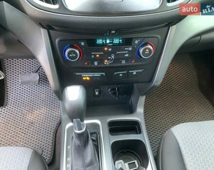 Серый Форд Эскейп, объемом двигателя 1.5 л и пробегом 118 тыс. км за 14690 $, фото 35 на Automoto.ua