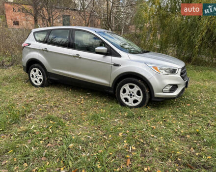 Форд Эскейп 2017 в Белой Церкве на Automoto.ua Серый Форд Эскейп, объемом двигателя 2.5 л и пробегом 195 тыс. км за 12600 $, фото 17 на Automoto.ua