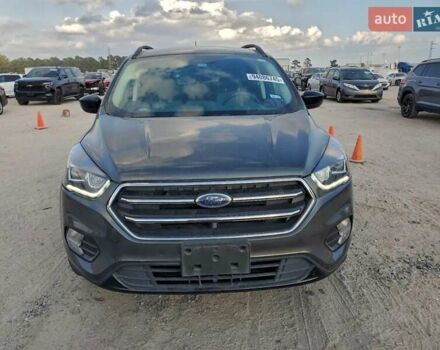 Сірий Форд Ескейп, об'ємом двигуна 0 л та пробігом 77 тис. км за 1400 $, фото 4 на Automoto.ua