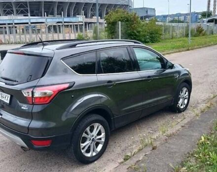 Сірий Форд Ескейп, об'ємом двигуна 1.5 л та пробігом 180 тис. км за 13100 $, фото 4 на Automoto.ua