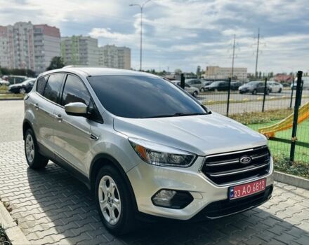 Сірий Форд Ескейп, об'ємом двигуна 2.5 л та пробігом 160 тис. км за 12999 $, фото 1 на Automoto.ua