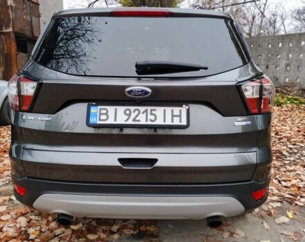 Серый Форд Эскейп, объемом двигателя 1.5 л и пробегом 197 тыс. км за 12300 $, фото 2 на Automoto.ua