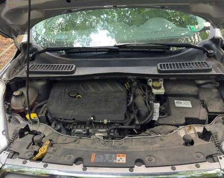 Серый Форд Эскейп, объемом двигателя 1.49 л и пробегом 74 тыс. км за 14400 $, фото 3 на Automoto.ua