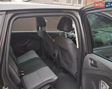 Серый Форд Эскейп, объемом двигателя 2.5 л и пробегом 237 тыс. км за 12700 $, фото 26 на Automoto.ua