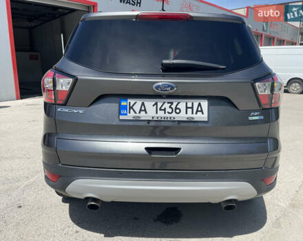 Серый Форд Эскейп, объемом двигателя 2 л и пробегом 154 тыс. км за 13400 $, фото 7 на Automoto.ua