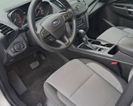 Серый Форд Эскейп, объемом двигателя 1.5 л и пробегом 130 тыс. км за 12500 $, фото 3 на Automoto.ua