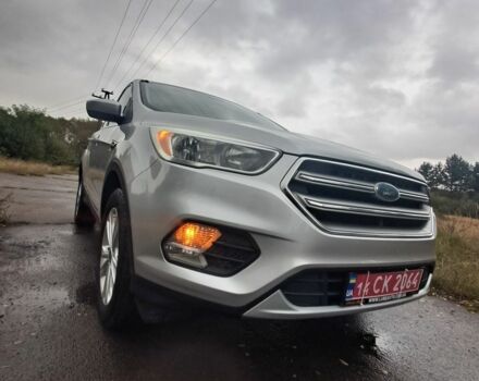 Серый Форд Эскейп, объемом двигателя 1.5 л и пробегом 130 тыс. км за 12500 $, фото 5 на Automoto.ua