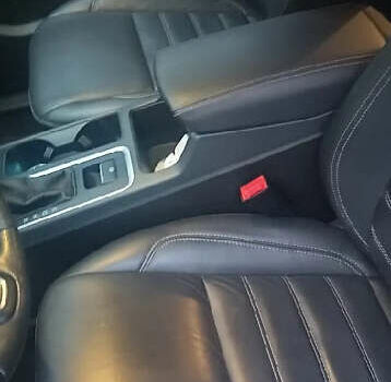 Сірий Форд Ескейп, об'ємом двигуна 2 л та пробігом 106 тис. км за 11500 $, фото 7 на Automoto.ua