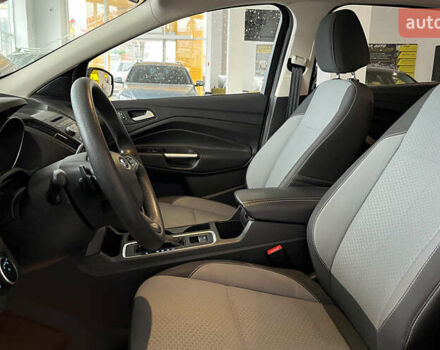 Серый Форд Эскейп, объемом двигателя 1.5 л и пробегом 130 тыс. км за 12650 $, фото 8 на Automoto.ua