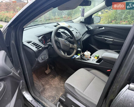 Серый Форд Эскейп, объемом двигателя 1.5 л и пробегом 144 тыс. км за 11500 $, фото 4 на Automoto.ua