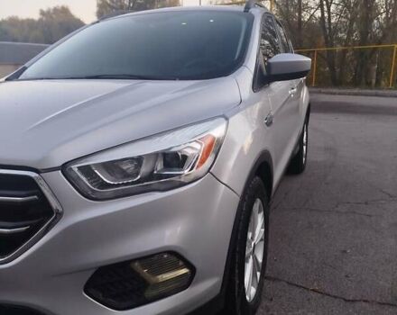 Форд Эскейп 2017 в Немирове на Automoto.ua Серый Форд Эскейп, объемом двигателя 1.5 л и пробегом 118 тыс. км за 14000 $, фото 7 на Automoto.ua