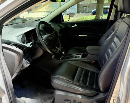 Серый Форд Эскейп, объемом двигателя 2 л и пробегом 84 тыс. км за 17000 $, фото 8 на Automoto.ua