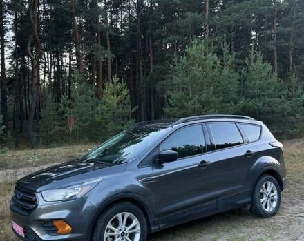 Форд Эскейп 2017 в Кременчуге на Automoto.ua Серый Форд Эскейп, объемом двигателя 2.5 л и пробегом 132 тыс. км за 12900 $, фото 4 на Automoto.ua
