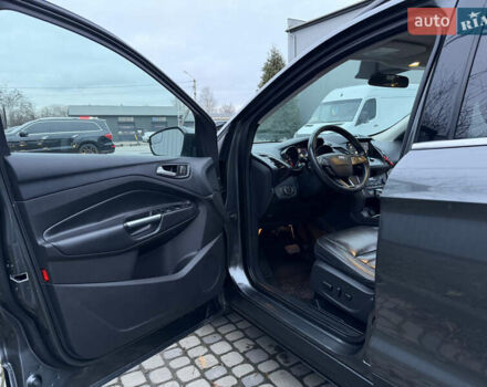 Серый Форд Эскейп, объемом двигателя 1.5 л и пробегом 155 тыс. км за 15500 $, фото 36 на Automoto.ua