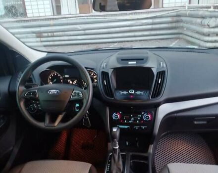 Форд Эскейп 2017 в Немирове на Automoto.ua Серый Форд Эскейп, объемом двигателя 1.5 л и пробегом 118 тыс. км за 14000 $, фото 26 на Automoto.ua