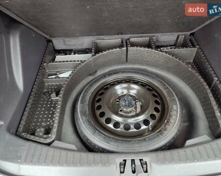 Сірий Форд Ескейп, об'ємом двигуна 2 л та пробігом 204 тис. км за 12200 $, фото 32 на Automoto.ua