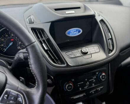 Серый Форд Эскейп, объемом двигателя 1.5 л и пробегом 179 тыс. км за 11300 $, фото 30 на Automoto.ua