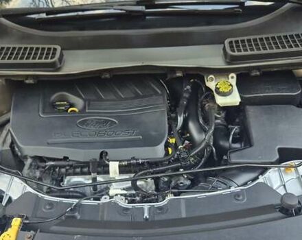Сірий Форд Ескейп, об'ємом двигуна 1.5 л та пробігом 226 тис. км за 10300 $, фото 18 на Automoto.ua