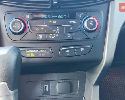 Форд Эскейп 2017 в Кривом Роге на Automoto.ua Серый Форд Эскейп, объемом двигателя 1.5 л и пробегом 81 тыс. км за 12400 $, фото 24 на Automoto.ua