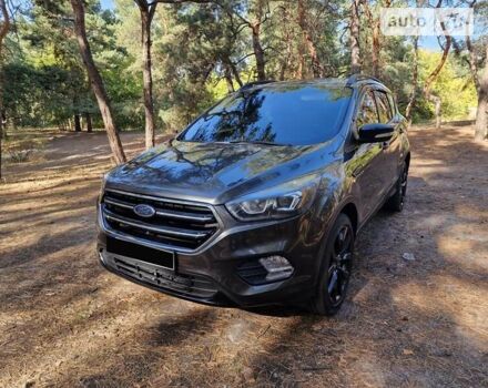 Сірий Форд Ескейп, об'ємом двигуна 2 л та пробігом 110 тис. км за 15400 $, фото 7 на Automoto.ua