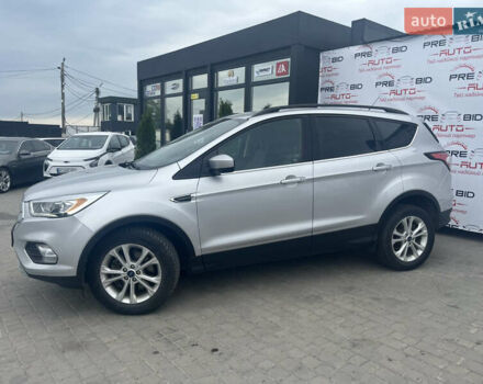 Серый Форд Эскейп, объемом двигателя 1.5 л и пробегом 220 тыс. км за 12150 $, фото 2 на Automoto.ua