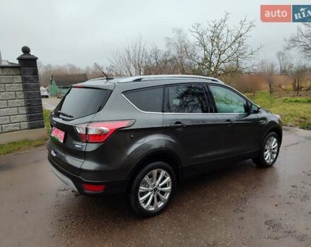 Сірий Форд Ескейп, об'ємом двигуна 2 л та пробігом 204 тис. км за 12200 $, фото 10 на Automoto.ua