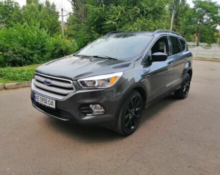 Серый Форд Эскейп, объемом двигателя 1.5 л и пробегом 135 тыс. км за 14200 $, фото 1 на Automoto.ua