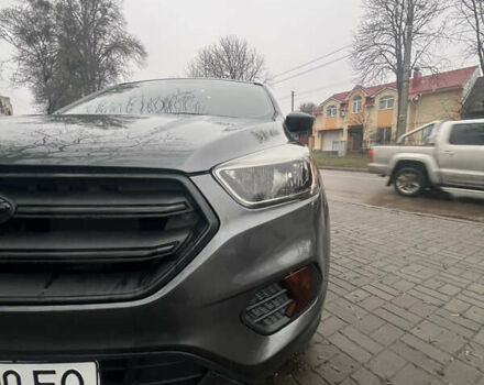 Серый Форд Эскейп, объемом двигателя 2.5 л и пробегом 79 тыс. км за 14500 $, фото 3 на Automoto.ua