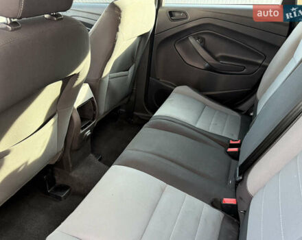 Серый Форд Эскейп, объемом двигателя 2.5 л и пробегом 165 тыс. км за 7999 $, фото 11 на Automoto.ua