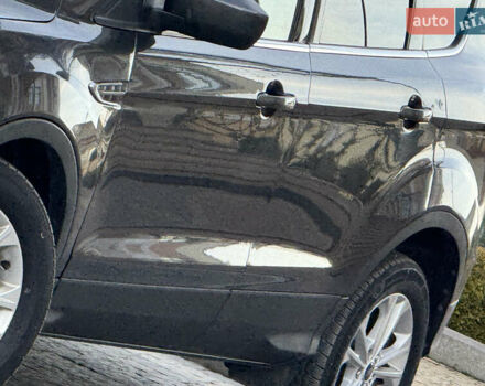 Серый Форд Эскейп, объемом двигателя 1.5 л и пробегом 176 тыс. км за 11999 $, фото 17 на Automoto.ua