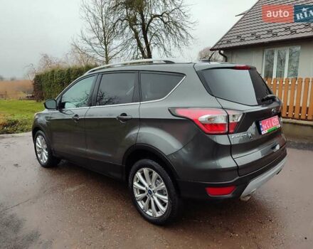 Сірий Форд Ескейп, об'ємом двигуна 2 л та пробігом 204 тис. км за 12200 $, фото 17 на Automoto.ua