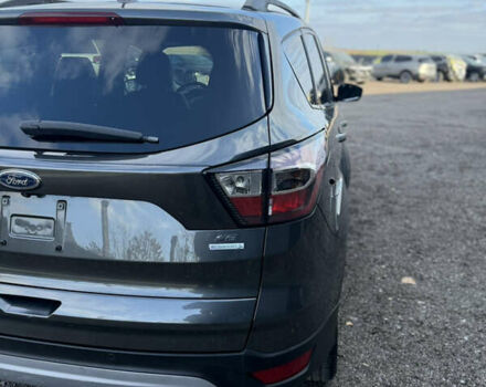 Серый Форд Эскейп, объемом двигателя 1.5 л и пробегом 179 тыс. км за 11300 $, фото 8 на Automoto.ua