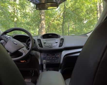 Серый Форд Эскейп, объемом двигателя 1.49 л и пробегом 74 тыс. км за 14400 $, фото 2 на Automoto.ua