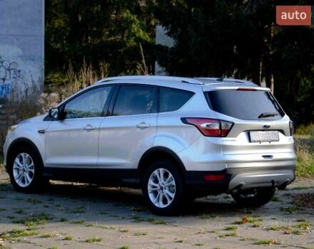 Сірий Форд Ескейп, об'ємом двигуна 2 л та пробігом 137 тис. км за 12900 $, фото 8 на Automoto.ua